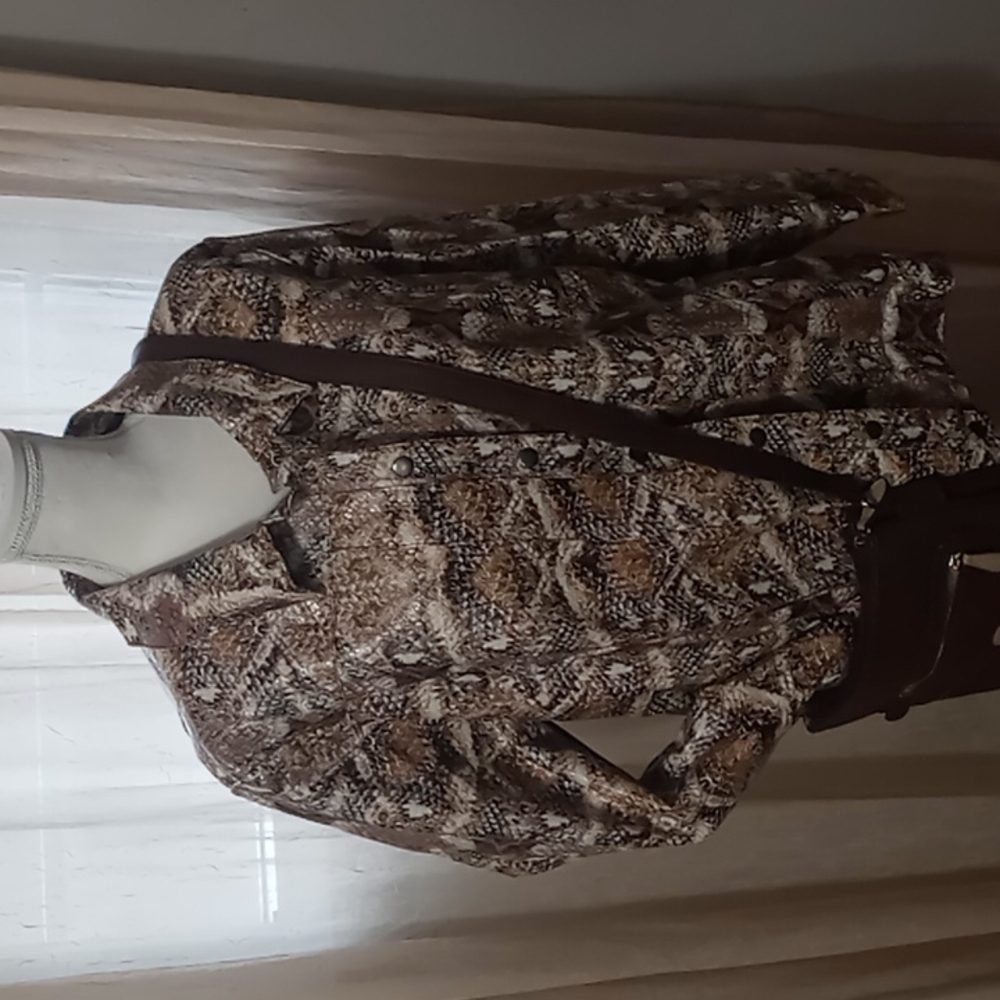 Susan Graver / Style Jacket - Picture 9 of 15